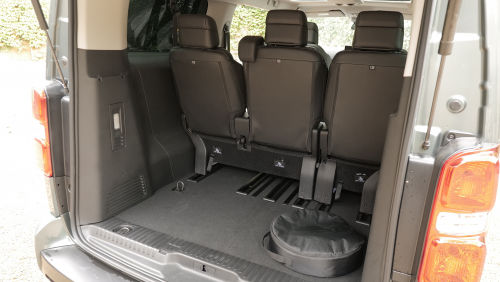 VAUXHALL VIVARO LIFE ELECTRIC ESTATE 100kW Ultimate 75kWh 5dr Auto [6 seat] view 14